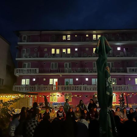 Casa Barbie Costinesti Ostello Esterno foto