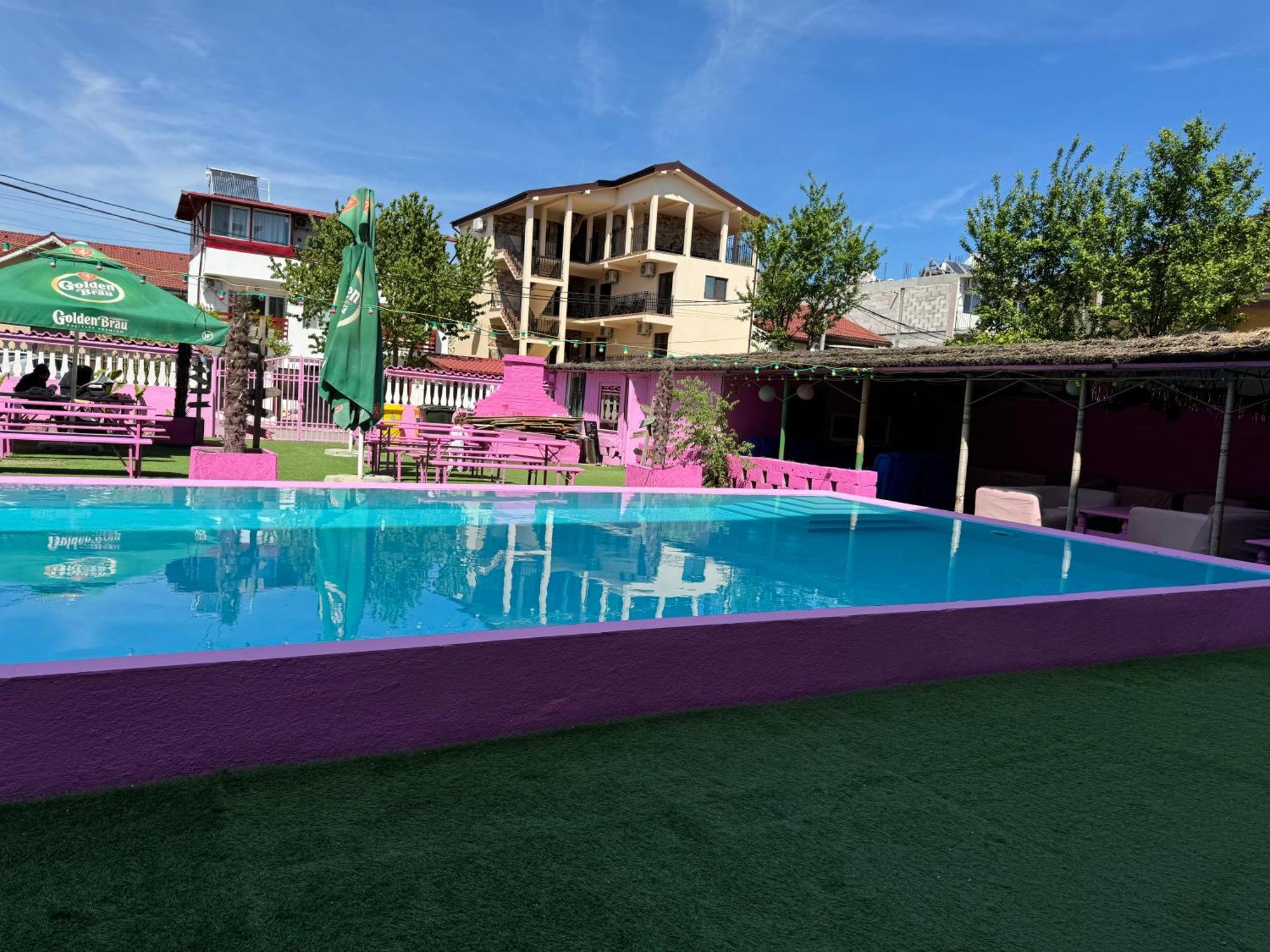 Casa Barbie Costinesti Ostello Esterno foto