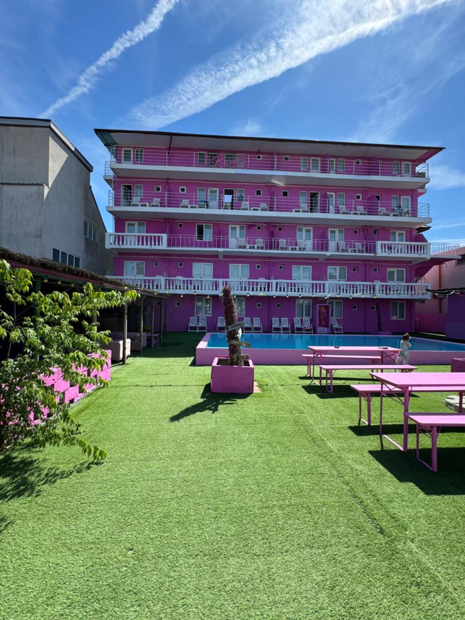Casa Barbie Costinesti Ostello Esterno foto