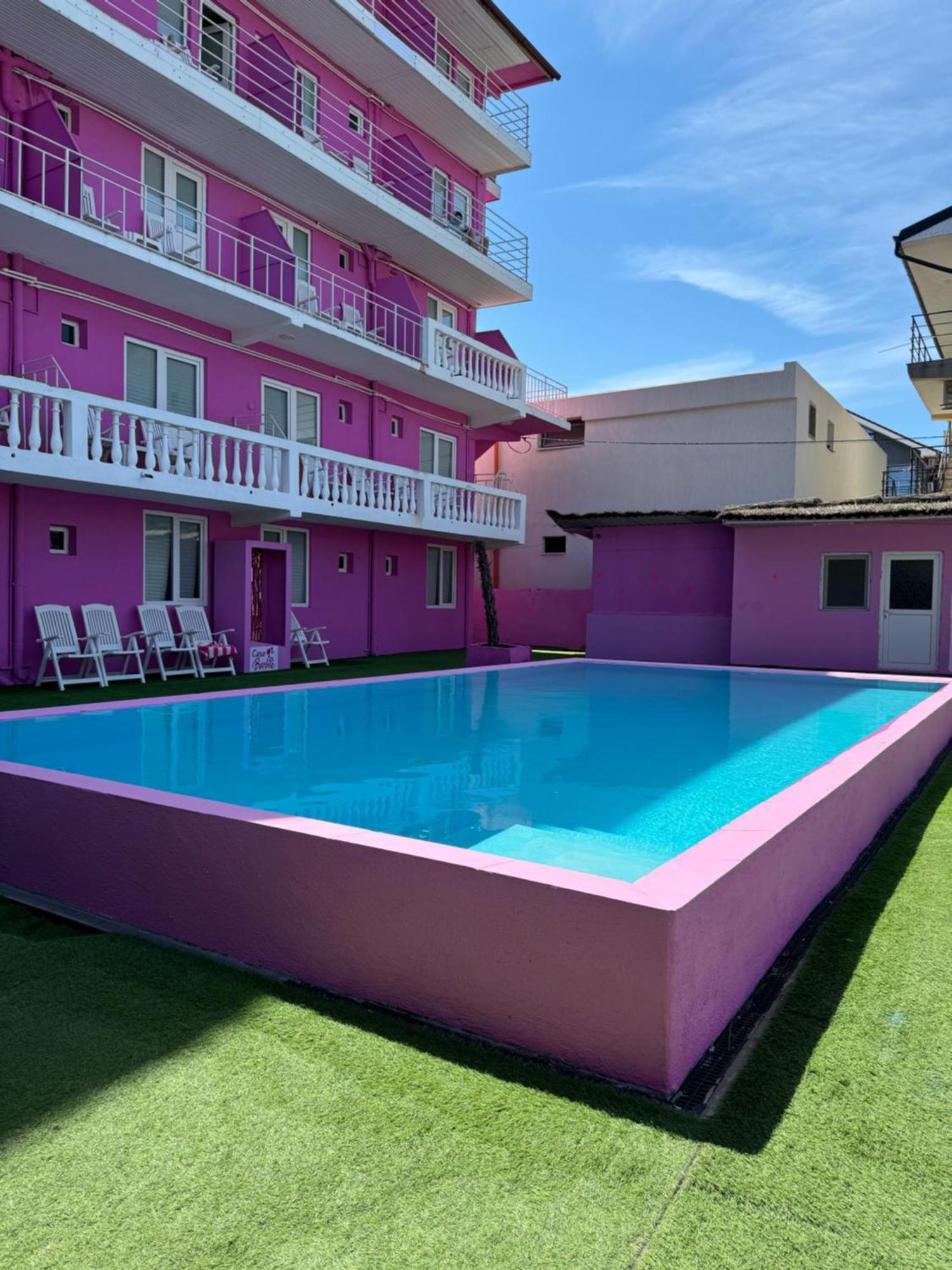 Casa Barbie Costinesti Ostello Esterno foto